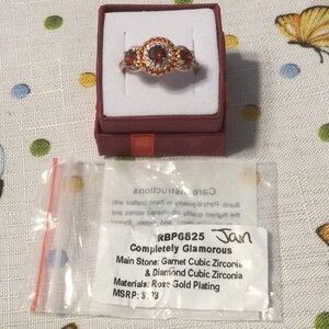 Bomb Party sz 10 January birthday collection ring